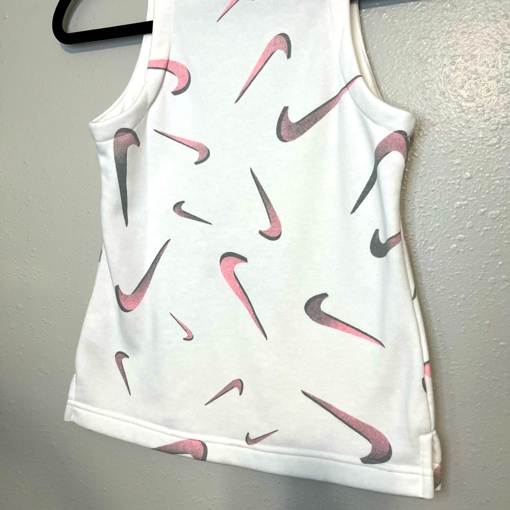 🌟4/$20 SALE🌟Nike Kids Sleeveless Sweatshirt Size Medium - Picture 2 of 4